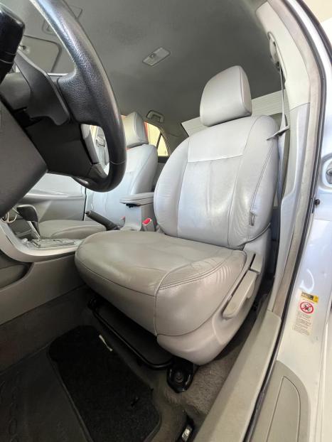 TOYOTA Corolla 2.0 16V 4P FLEX XEI DIRECT SHIFT AUTOM�TICO CVT, Foto 18