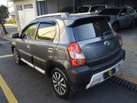 TOYOTA Etios Cross 1.5 16V 4P, Foto 5