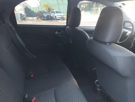 TOYOTA Etios Cross 1.5 16V 4P, Foto 11