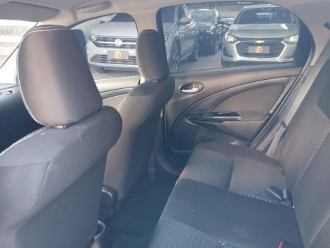 TOYOTA Etios Cross 1.5 16V 4P, Foto 12