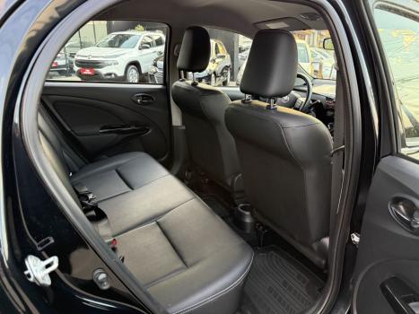 TOYOTA Etios Cross 1.5 16V 4P, Foto 8