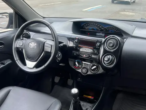 TOYOTA Etios Hatch 1.5 16V 4P FLEX XLS, Foto 9