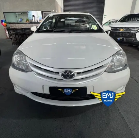 TOYOTA Etios Hatch 1.5 16V 4P FLEX XS, Foto 2