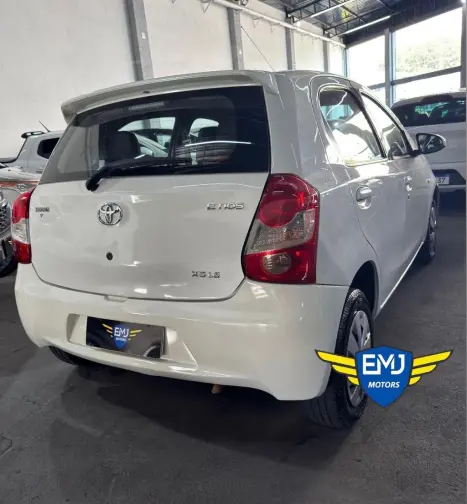 TOYOTA Etios Hatch 1.5 16V 4P FLEX XS, Foto 6