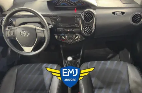 TOYOTA Etios Hatch 1.5 16V 4P FLEX XS, Foto 8