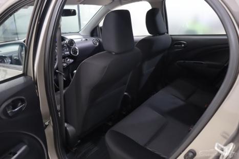 TOYOTA Etios Hatch 1.5 16V 4P FLEX XS, Foto 9