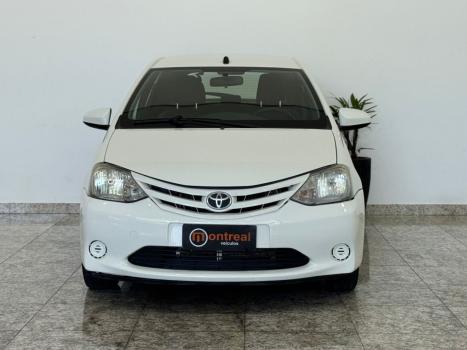 TOYOTA Etios Hatch 1.5 16V 4P FLEX XS, Foto 2