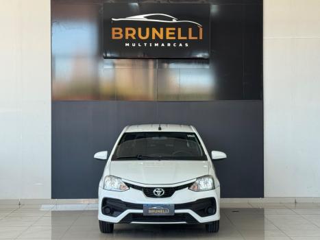 TOYOTA Etios Hatch 1.3 16V 4P FLEX X AUTOMTICO, Foto 2