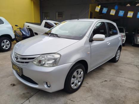 TOYOTA Etios Hatch 1.3 16V 4P FLEX XS, Foto 3 TOYOTA Etios Hatch 1.3 16V 4P FLEX XS, Foto 3
