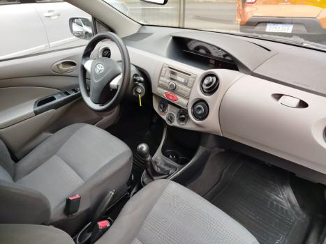TOYOTA Etios Hatch 1.3 16V 4P FLEX XS, Foto 9 TOYOTA Etios Hatch 1.3 16V 4P FLEX XS, Foto 9