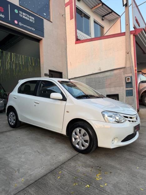 TOYOTA Etios Hatch 1.3 16V 4P FLEX XS, Foto 5