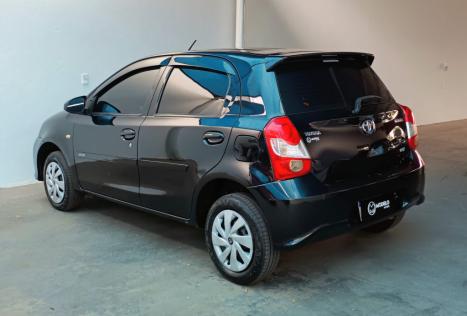 TOYOTA Etios Hatch 1.3 16V 4P FLEX X, Foto 5
