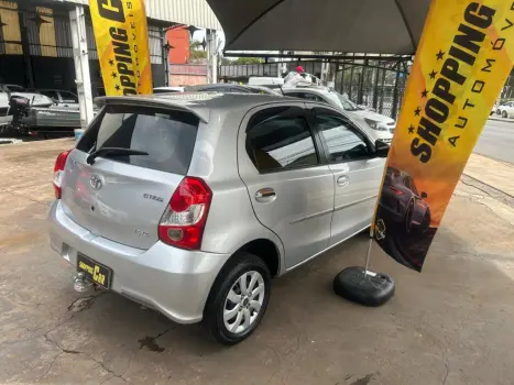 TOYOTA Etios Hatch 1.5 16V 4P FLEX XS, Foto 2