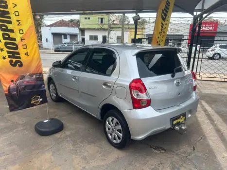 TOYOTA Etios Hatch 1.5 16V 4P FLEX XS, Foto 4