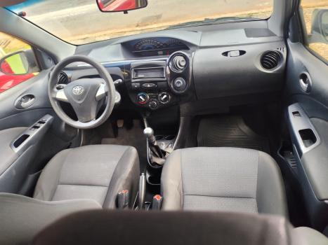 TOYOTA Etios Hatch 1.3 16V 4P FLEX X, Foto 4