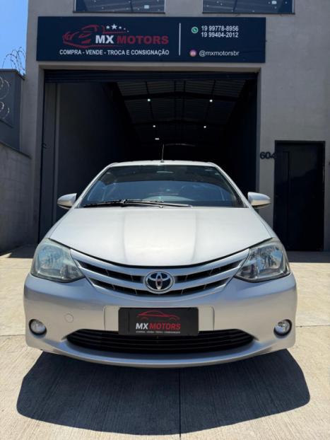 TOYOTA Etios Hatch 1.5 16V 4P FLEX XS, Foto 3