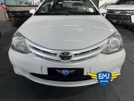TOYOTA Etios Hatch 1.5 16V 4P FLEX XS, Foto 2