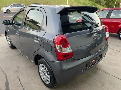 TOYOTA Etios Hatch 1.5 16V 4P FLEX XS, Foto 6