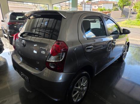 TOYOTA Etios Hatch 1.5 16V 4P FLEX X PLUS AUTOMTICO, Foto 3