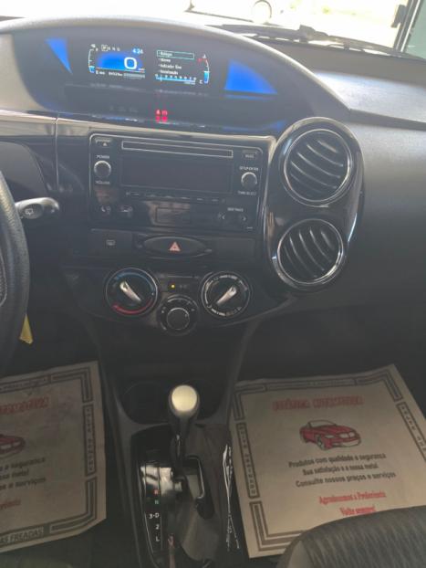 TOYOTA Etios Hatch 1.5 16V 4P FLEX X PLUS AUTOMTICO, Foto 9