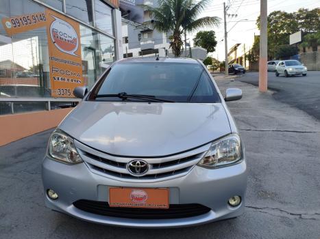 TOYOTA Etios Hatch 1.3 16V 4P FLEX XS, Foto 3
