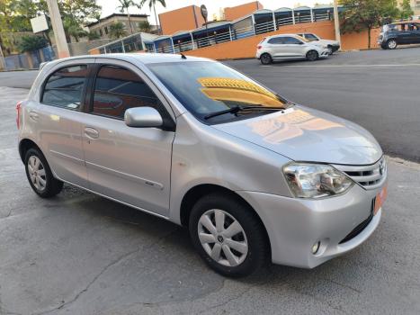 TOYOTA Etios Hatch 1.3 16V 4P FLEX XS, Foto 11