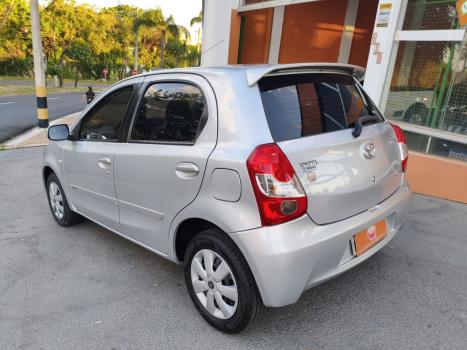 TOYOTA Etios Hatch 1.3 16V 4P FLEX XS, Foto 13