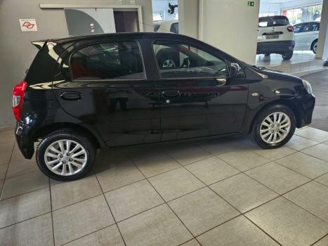 TOYOTA Etios Hatch 1.5 16V 4P FLEX XLS, Foto 4