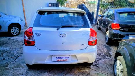 TOYOTA Etios Hatch 1.3 16V 4P FLEX X, Foto 7