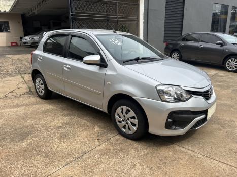 TOYOTA Etios Hatch 1.5 16V 4P FLEX XS, Foto 3