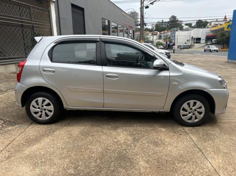 TOYOTA Etios Hatch 1.5 16V 4P FLEX XS, Foto 4