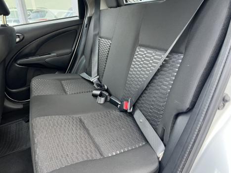 TOYOTA Etios Hatch 1.3 16V 4P FLEX XS, Foto 7