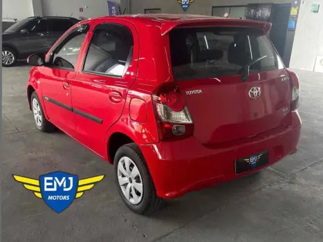 TOYOTA Etios Hatch 1.3 16V 4P FLEX X, Foto 4