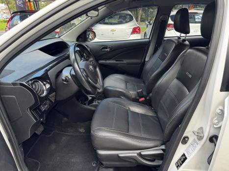 TOYOTA Etios Hatch 1.5 16V 4P FLEX PLATINUM AUTOM�TICO, Foto 7