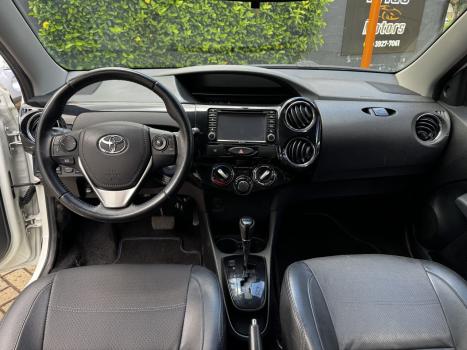 TOYOTA Etios Hatch 1.5 16V 4P FLEX PLATINUM AUTOM�TICO, Foto 9