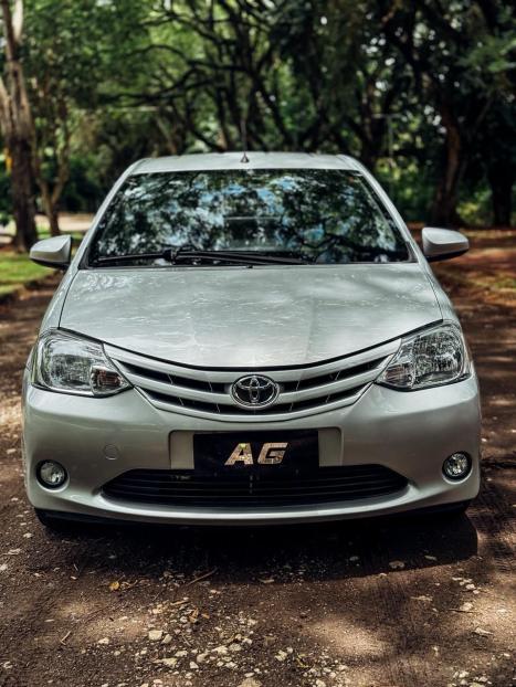 TOYOTA Etios Hatch 1.5 16V 4P FLEX XS, Foto 4