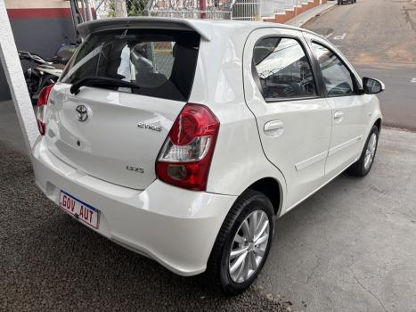TOYOTA Etios Hatch 1.5 16V 4P FLEX XS, Foto 3