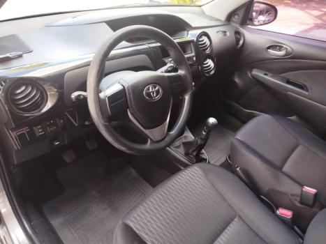 TOYOTA Etios Hatch 1.5 16V 4P FLEX X PLUS, Foto 6