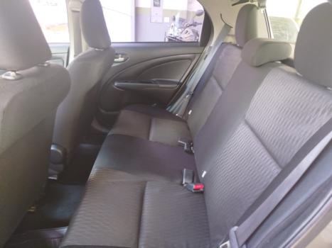 TOYOTA Etios Hatch 1.5 16V 4P FLEX X PLUS, Foto 7