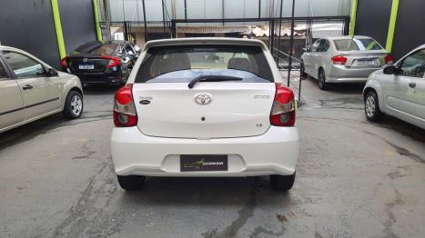 TOYOTA Etios Hatch 1.3 16V 4P FLEX X, Foto 4