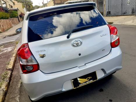 TOYOTA Etios Hatch 1.5 16V 4P FLEX X PLUS AUTOM�TICO, Foto 12