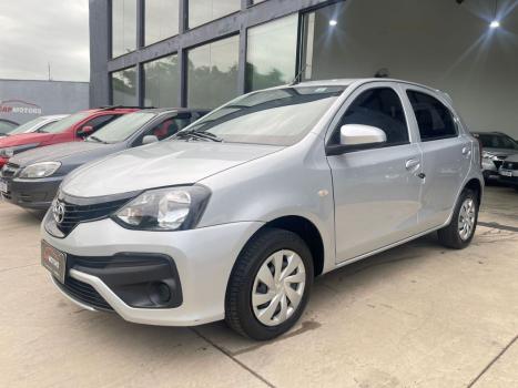 TOYOTA Etios Hatch 1.3 16V 4P FLEX X, Foto 2