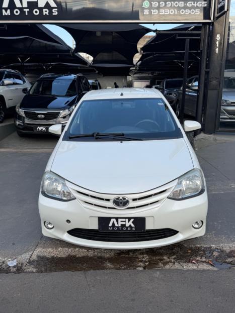 TOYOTA Etios Hatch 1.3 16V 4P FLEX X, Foto 3