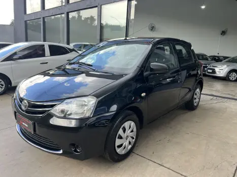TOYOTA Etios Hatch 1.5 16V 4P FLEX XS, Foto 2