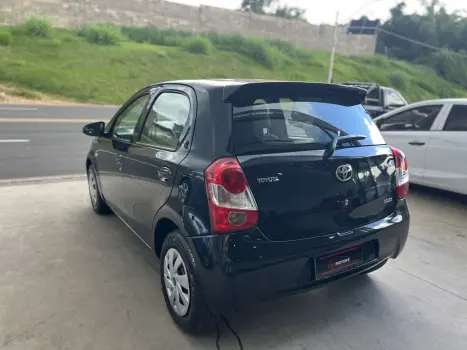TOYOTA Etios Hatch 1.5 16V 4P FLEX XS, Foto 5