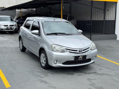 TOYOTA Etios Hatch 1.3 16V 4P FLEX X, Foto 5