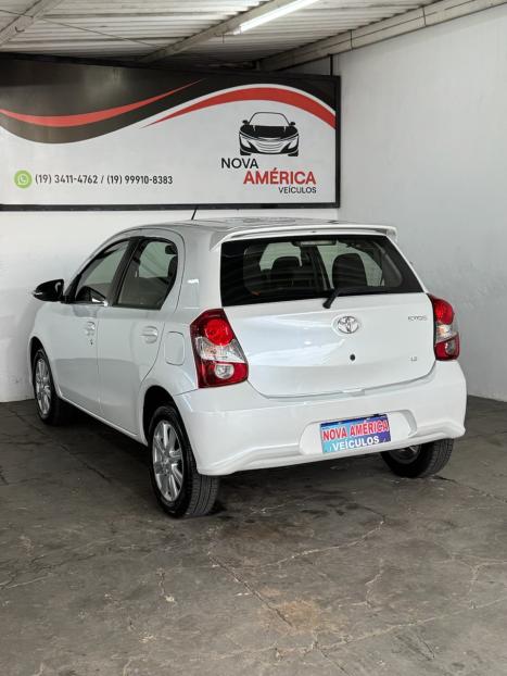 TOYOTA Etios Hatch 1.5 16V 4P FLEX X PLUS AUTOM�TICO, Foto 4