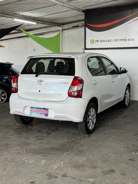 TOYOTA Etios Hatch 1.5 16V 4P FLEX X PLUS AUTOM�TICO, Foto 6