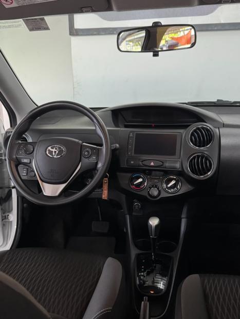 TOYOTA Etios Hatch 1.5 16V 4P FLEX X PLUS AUTOM�TICO, Foto 8