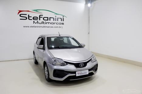 TOYOTA Etios Hatch 1.5 16V 4P FLEX XS AUTOM�TICO, Foto 3